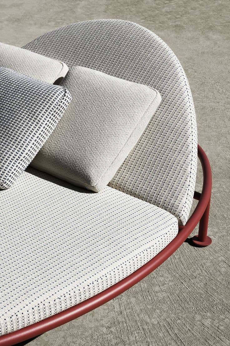 OUTDOOR FURNITURE